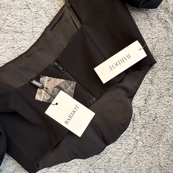 NWT- Bardot Eva Puff Sleeve Corset Bustier Top - Picture 6 of 9